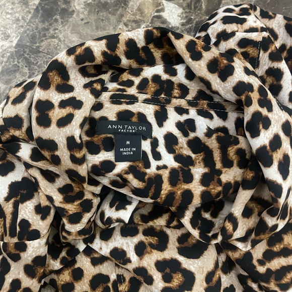 Ann Taylor Factory Leopard Print Tie-Neck Blouse - Brown & Black - Picture 9 of 15